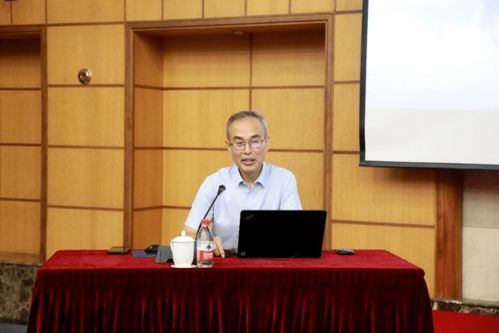 把握机遇，应对挑战 公司党委中心组专题学习对外承包工程行业发展趋势